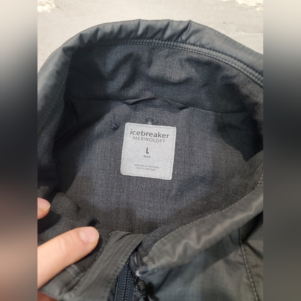 Icebreaker Merinoloft Gray Lightweight Puffer Jacket. L. Merino Wool Blend. Flaw - Picture 3 of 16
